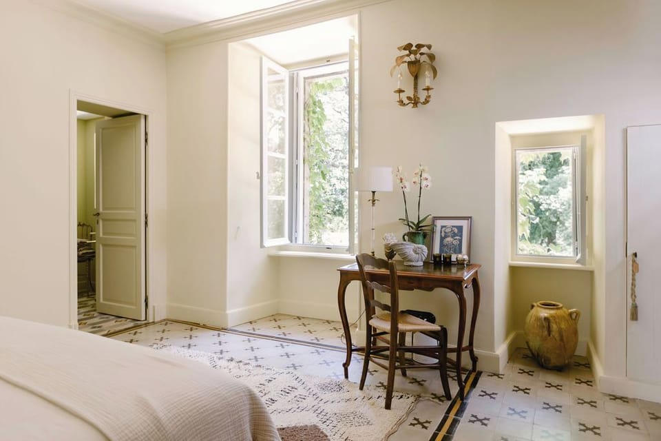 Deluxe Double Room, Pool View | Desk, laptop workspace, soundproofing, free WiFi