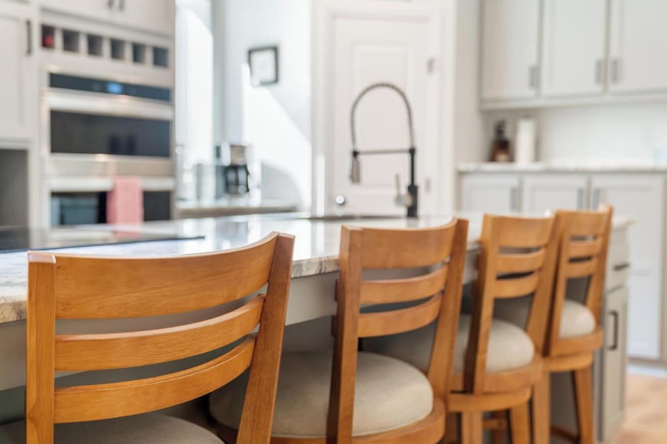 Kitchen Island Seating