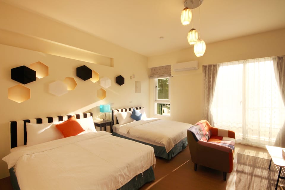 Standard Quadruple Room | Soundproofing, free WiFi