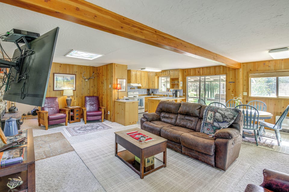House (2 Bedrooms) | Interior