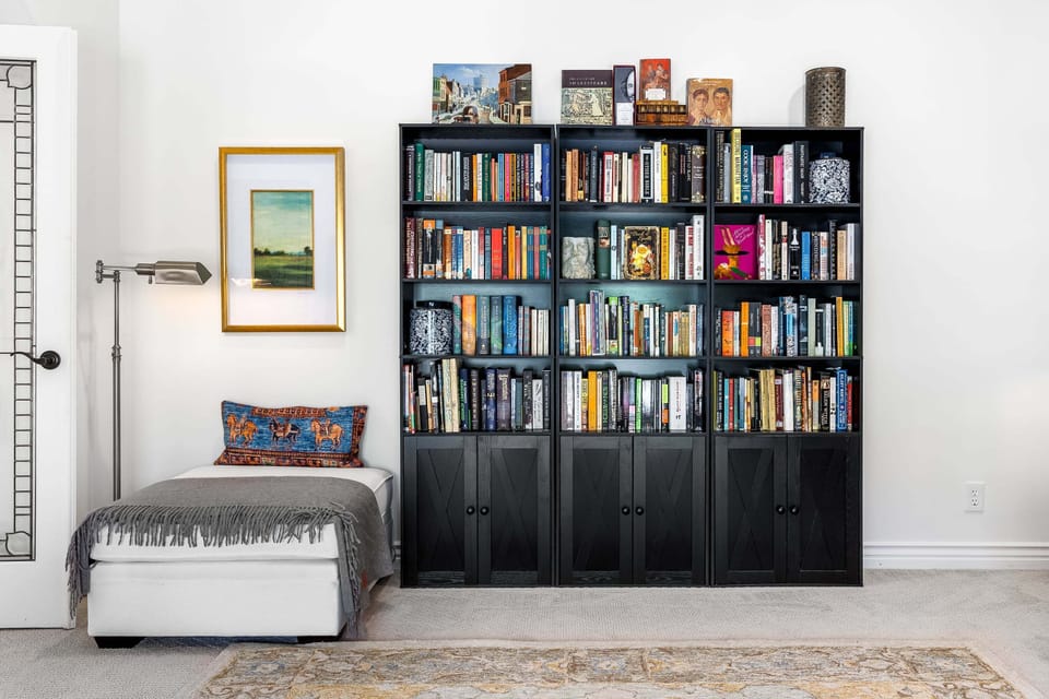 So many books to choose from!