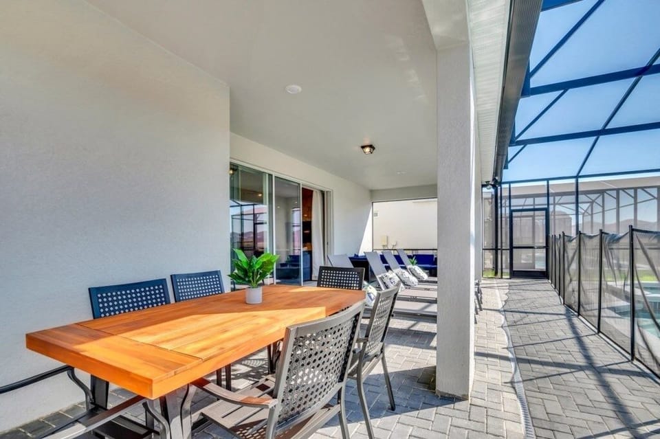 Villa, Multiple Bedrooms | Outdoor dining