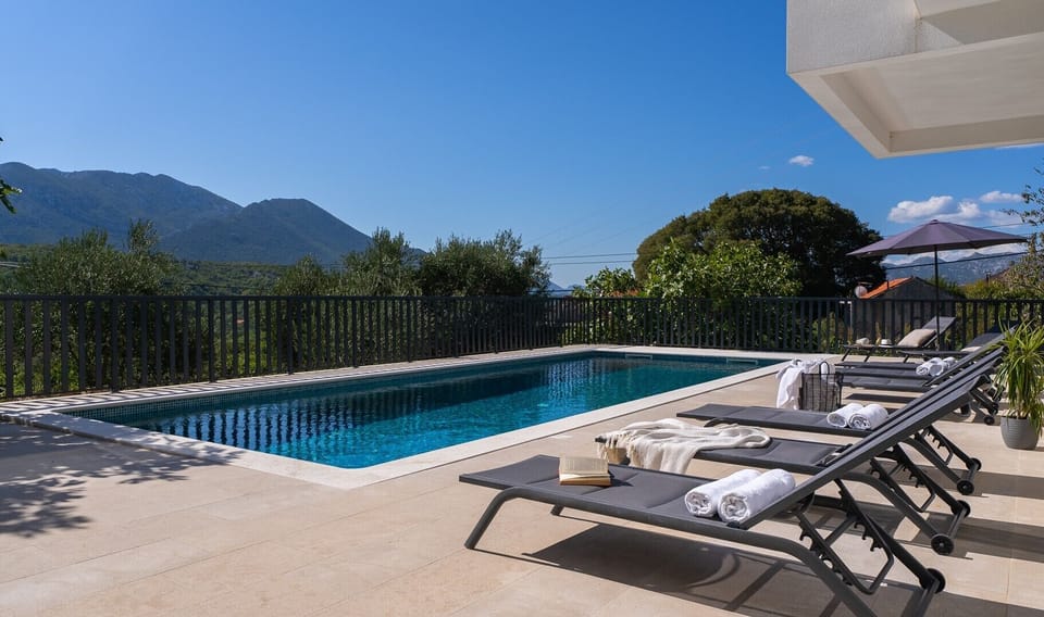 Slime offers the ultimate peaceful retreat, allowing you to reconnect with nature while being close to popular tourist attractions