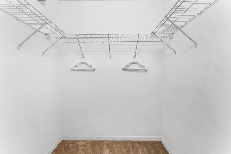 House, 4 Bedrooms | Wardrobe