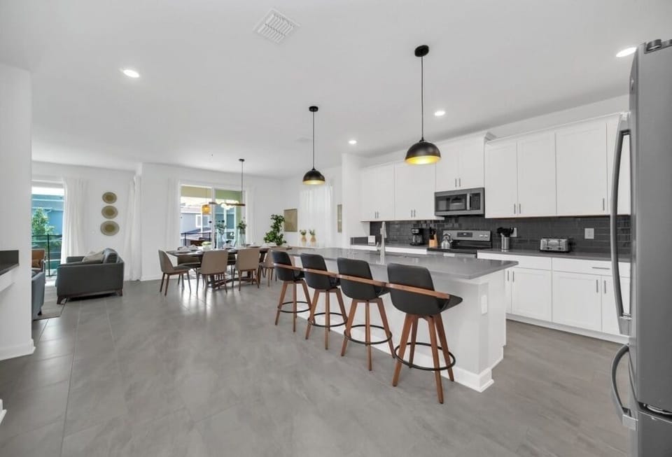 Villa, 6 Bedrooms | Private kitchen