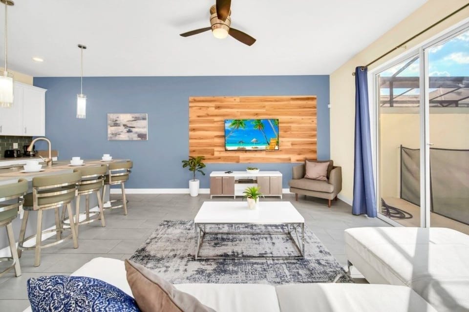 Townhome, 4 Bedrooms | Living area