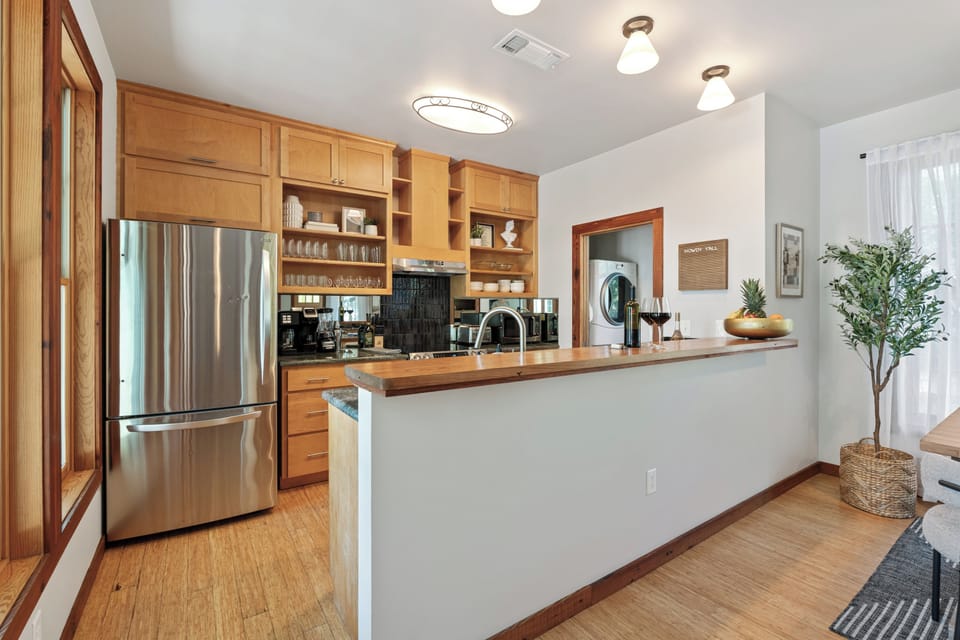Microwave, oven, stovetop, electric kettle