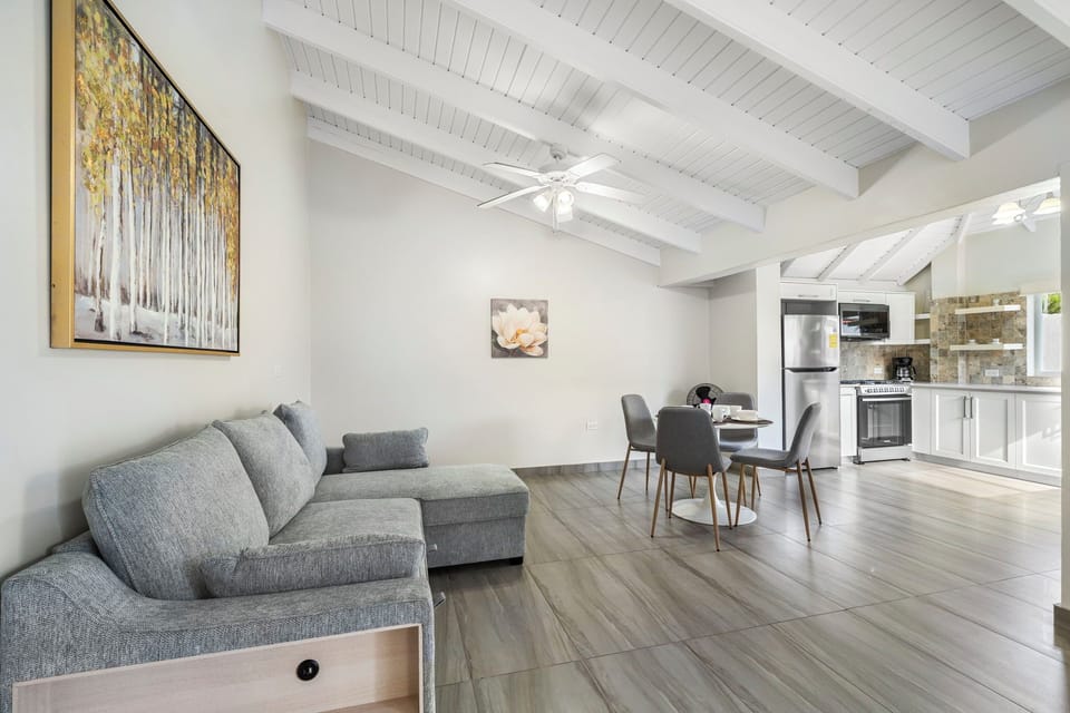 Villa (Multiple Bedrooms) | Property amenity