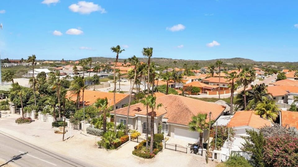 Villa (Multiple Bedrooms) | Property amenity