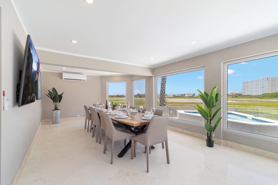 Villa (6 Bedrooms) | Property amenity