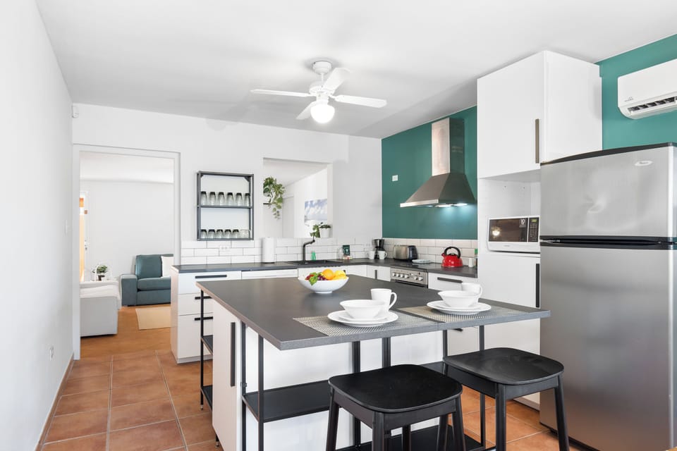 House (3 Bedrooms) | Property amenity