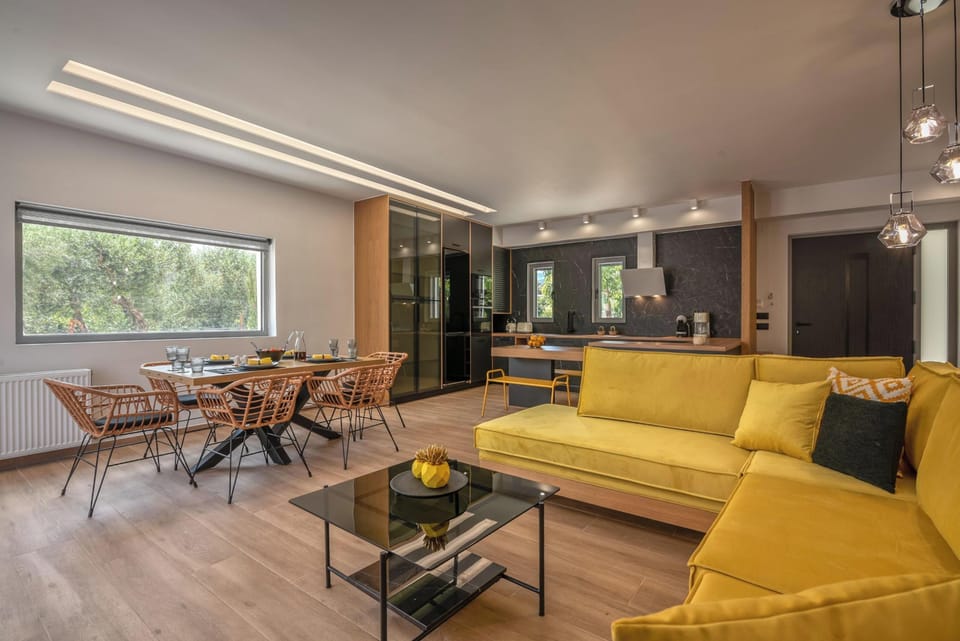 Villa, Mountain View | Living area | 55-inch Smart TV with satellite channels