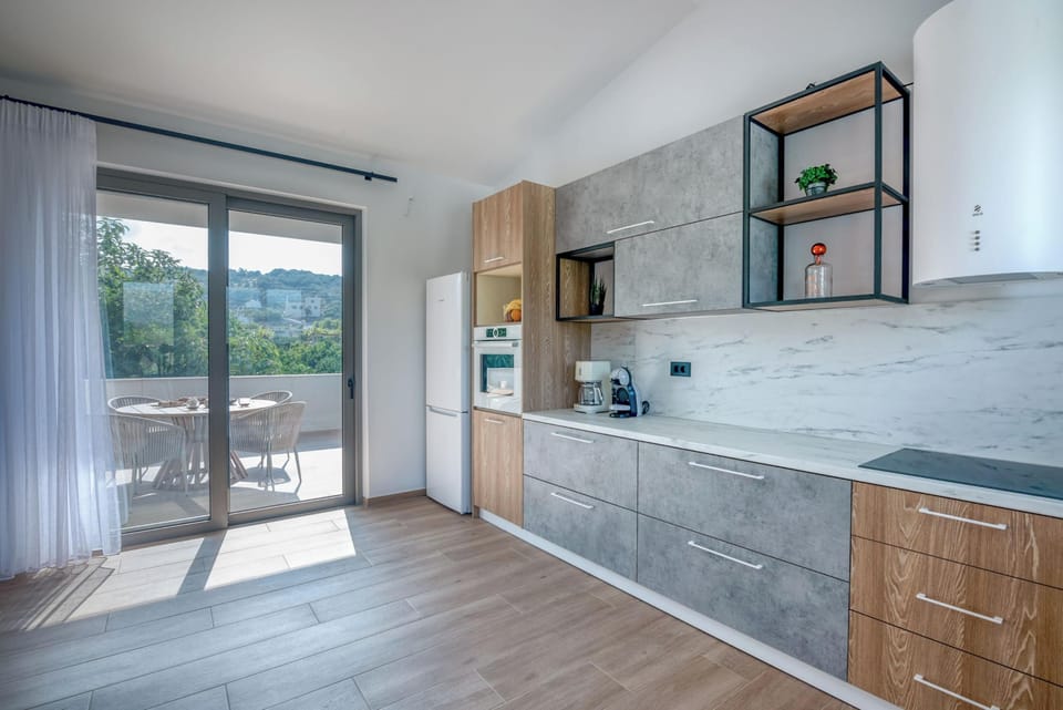 Villa, Mountain View | Private kitchen | Espresso maker, coffee/tea maker, electric kettle, toaster