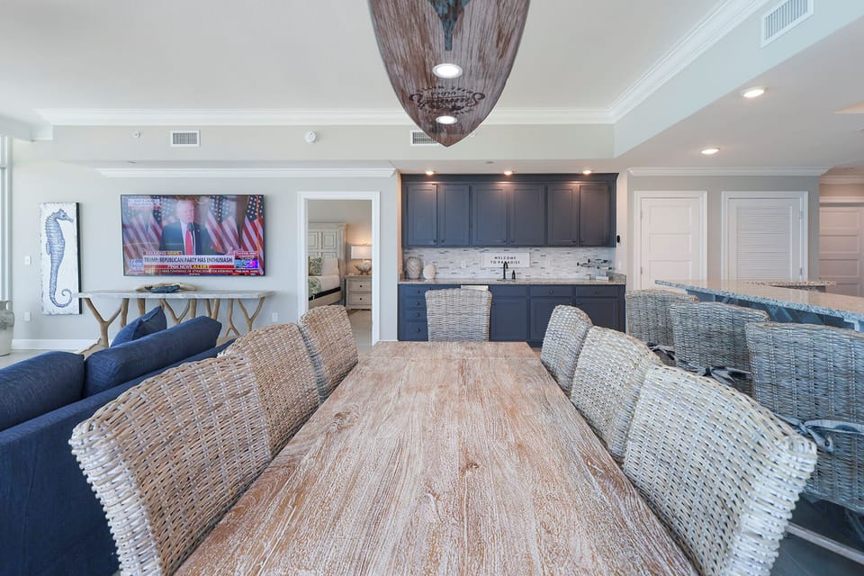 Enjoy a fun game night or family meal with beach views and create memorable moments