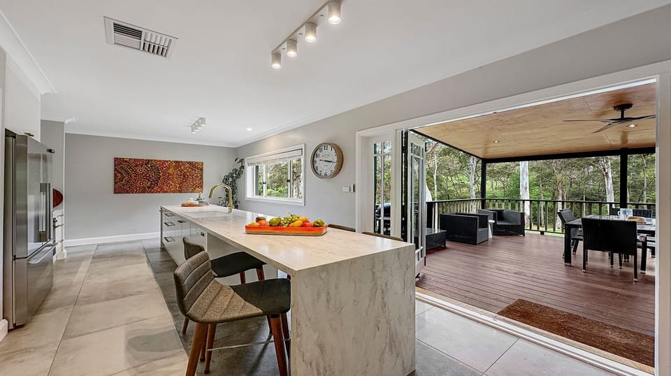 Mount Gibraltar Retreat | Chef's Kitchen 