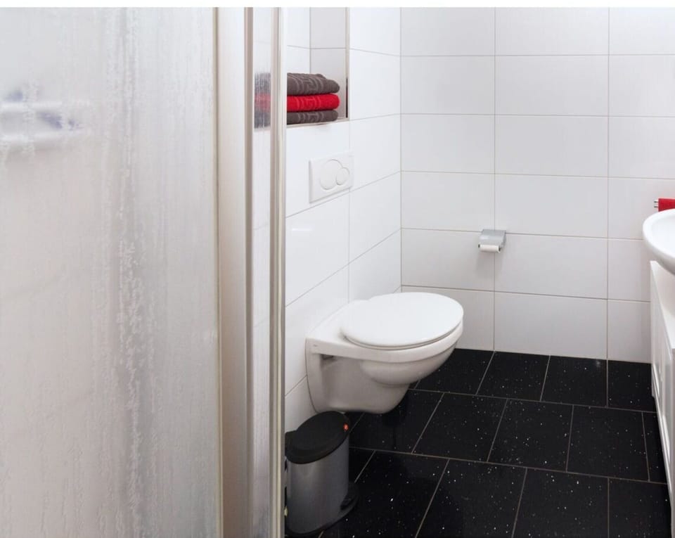 House | Bathroom