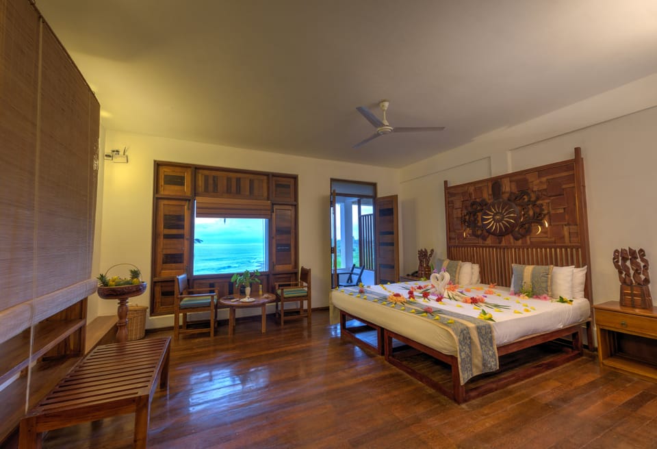 Superior Double or Twin Room, 1 King Bed, Non Smoking, Sea View | Premium bedding, minibar, in-room safe, desk