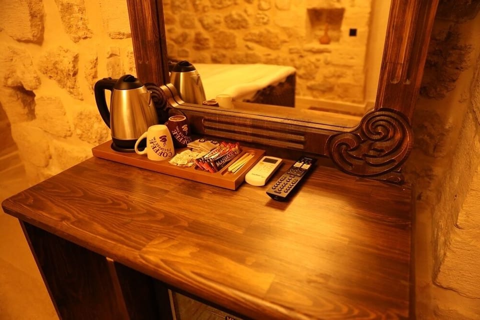 Economy Triple Room | Free WiFi, bed sheets