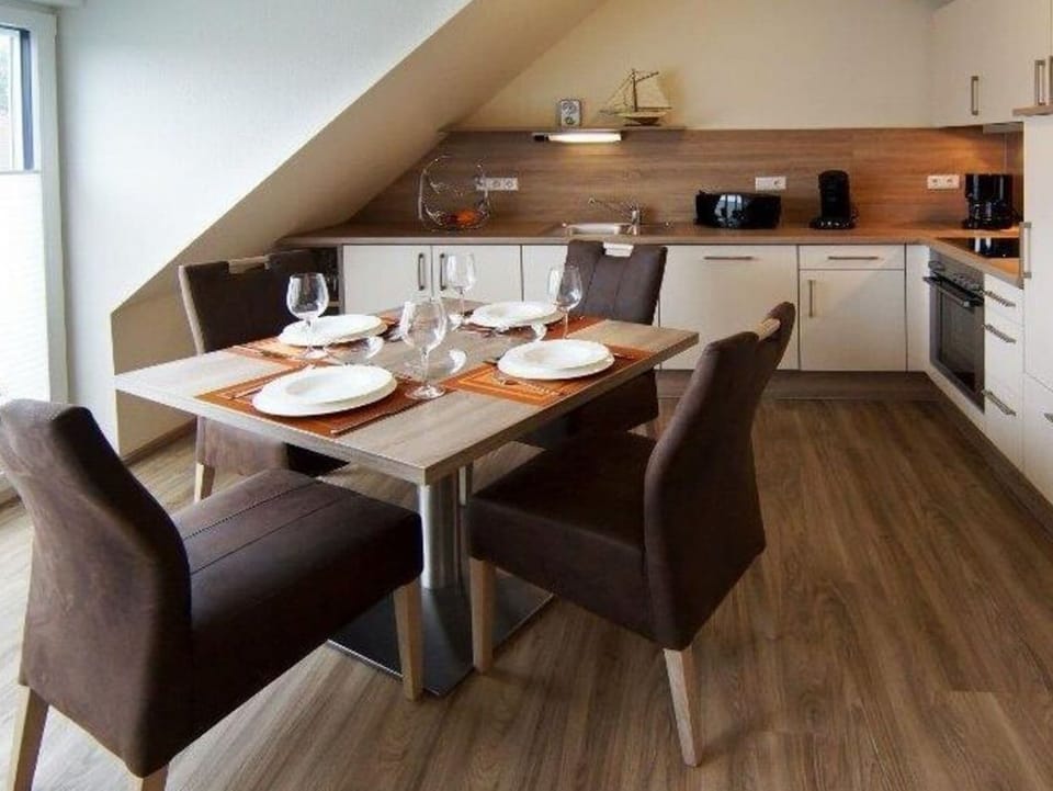House | Dining
