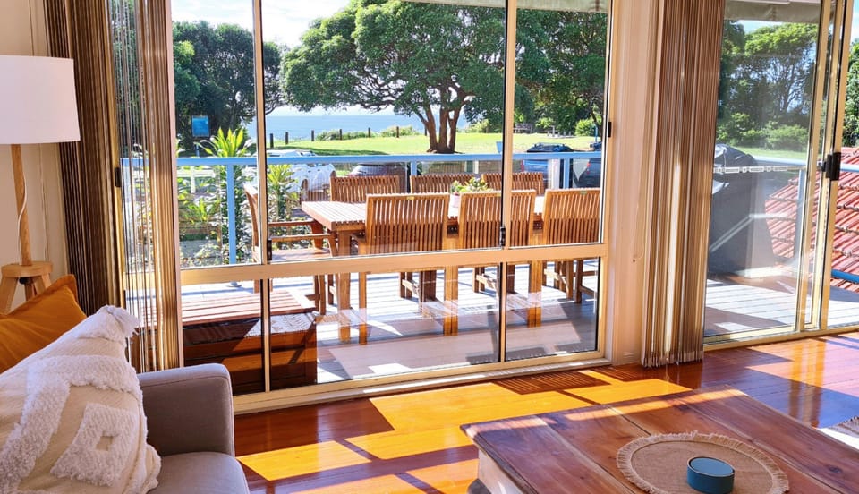 Beachscape Holiday Rentals Port Macquarie Mid North Coast 2444 Sea Whispers