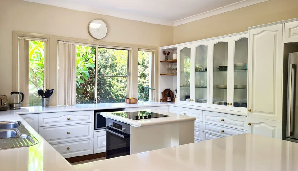 Beachscape Holiday Rentals Port Macquarie Mid North Coast 2444 Sea Whispers