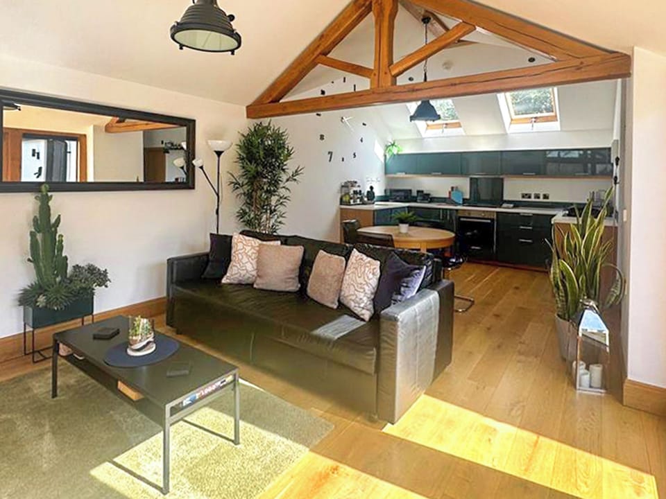 Open plan living space | The Oaks, Llangollen