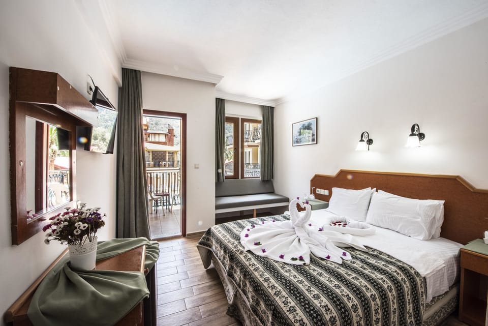 Standard Double or Twin Room, 1 Queen Bed | Blackout drapes, soundproofing, iron/ironing board, free WiFi