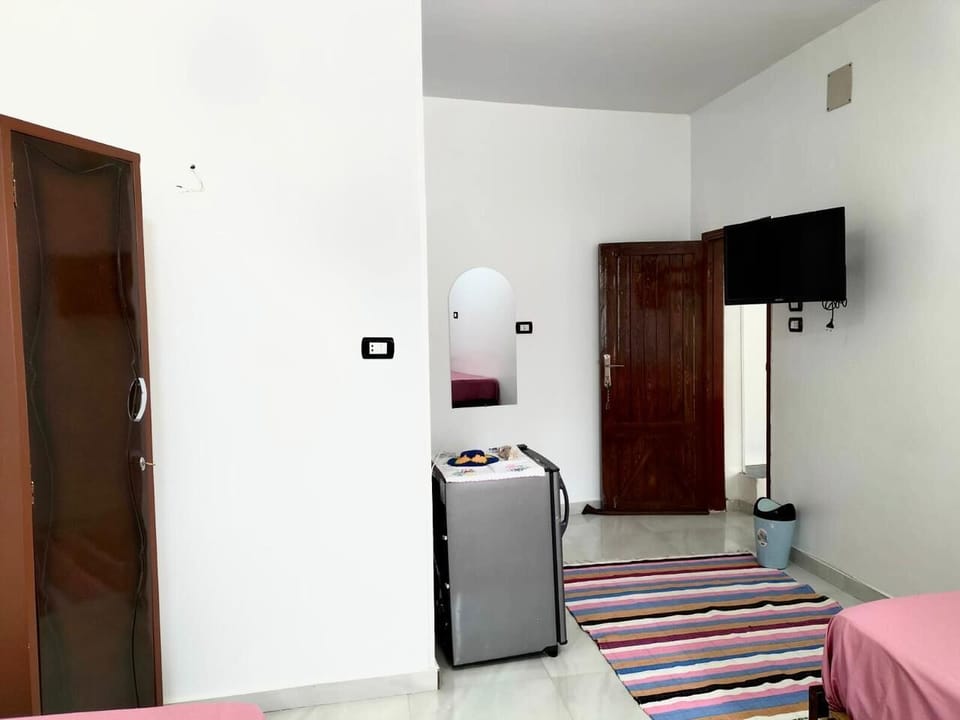 Triple Room, River View | Free WiFi