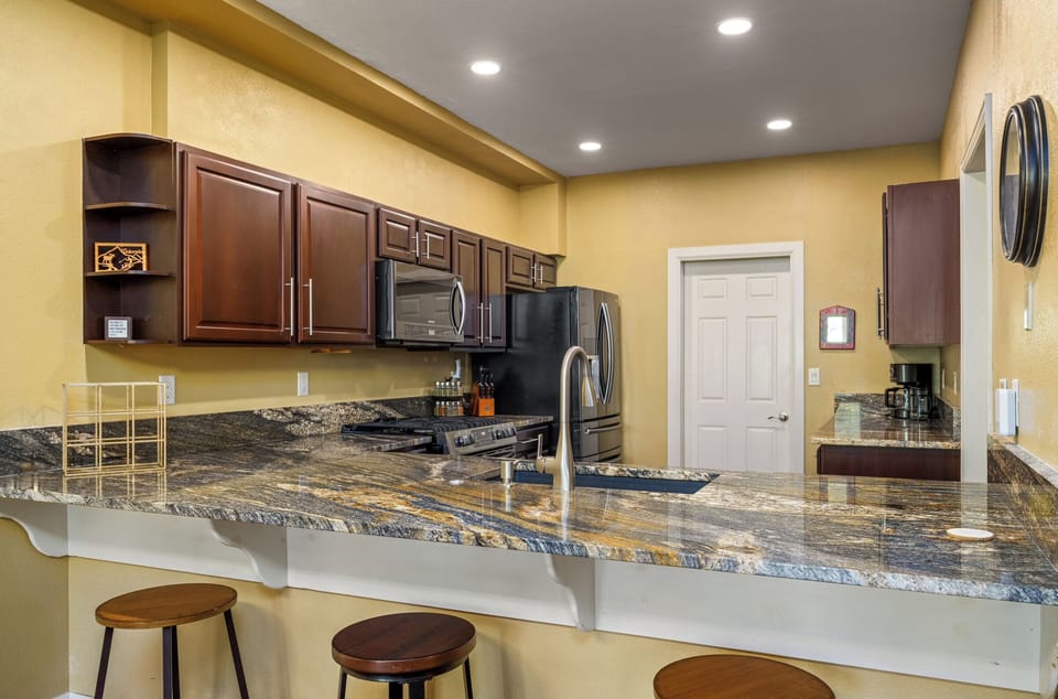 Kitchen with direct access to the garage