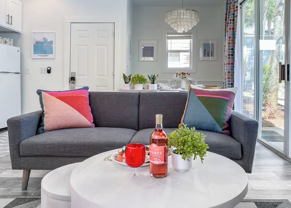 This is where our “splashy” designer décor…