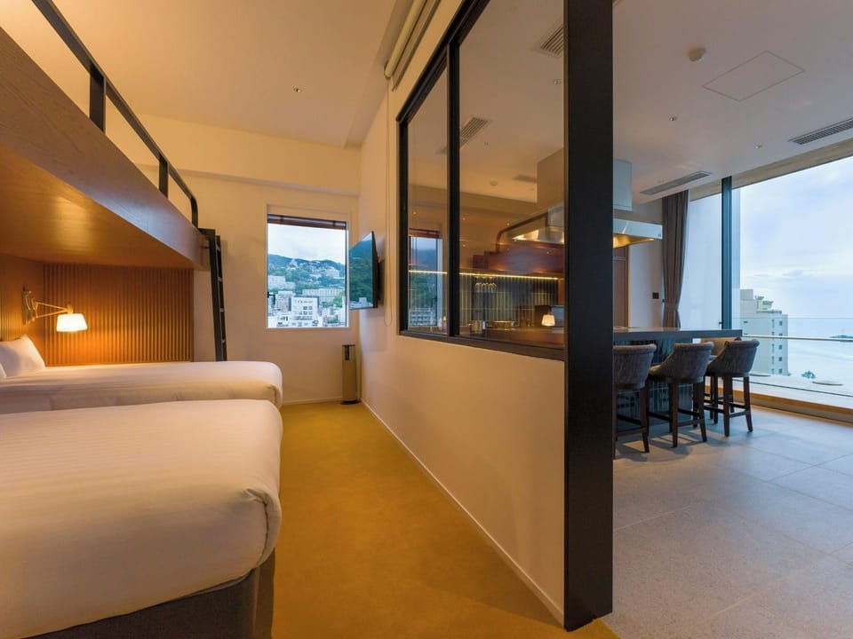 [93 (Suite Room)] Bunk bed type bedroom