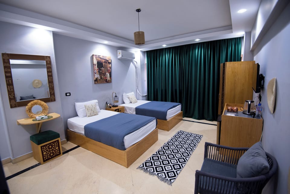 Deluxe Twin Room, Balcony, Mountain View | Desk, free WiFi