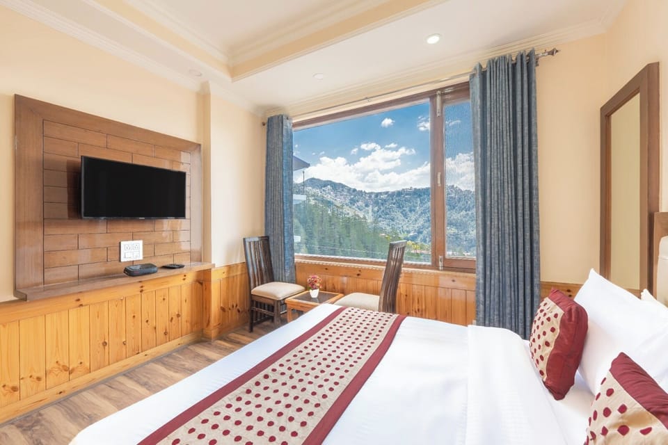 Comfort Double Room, City View | Laptop workspace, iron/ironing board, free WiFi