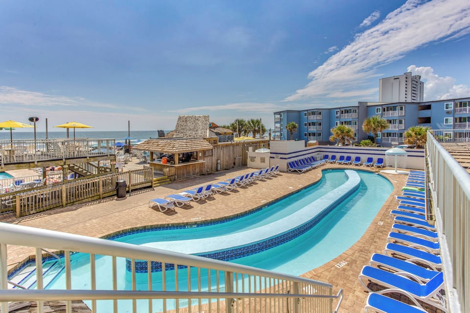 Sands Ocean Club | Community Amenities | Indoor & Outdoor Pools