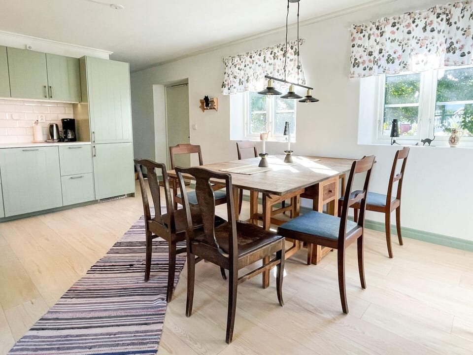 House | Dining