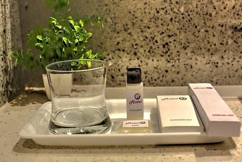 Room amenity
