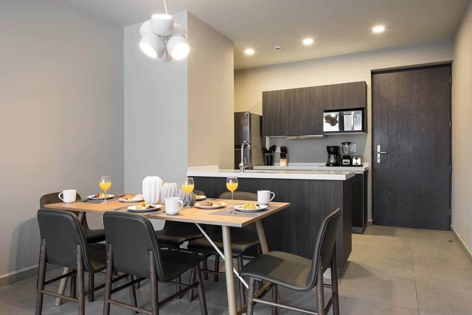 Functional and modern kitchen, fully equipped for all your culinary needs.