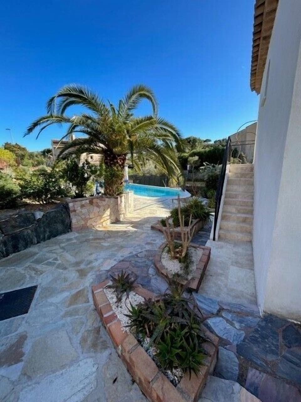 POOL VIEW (1)