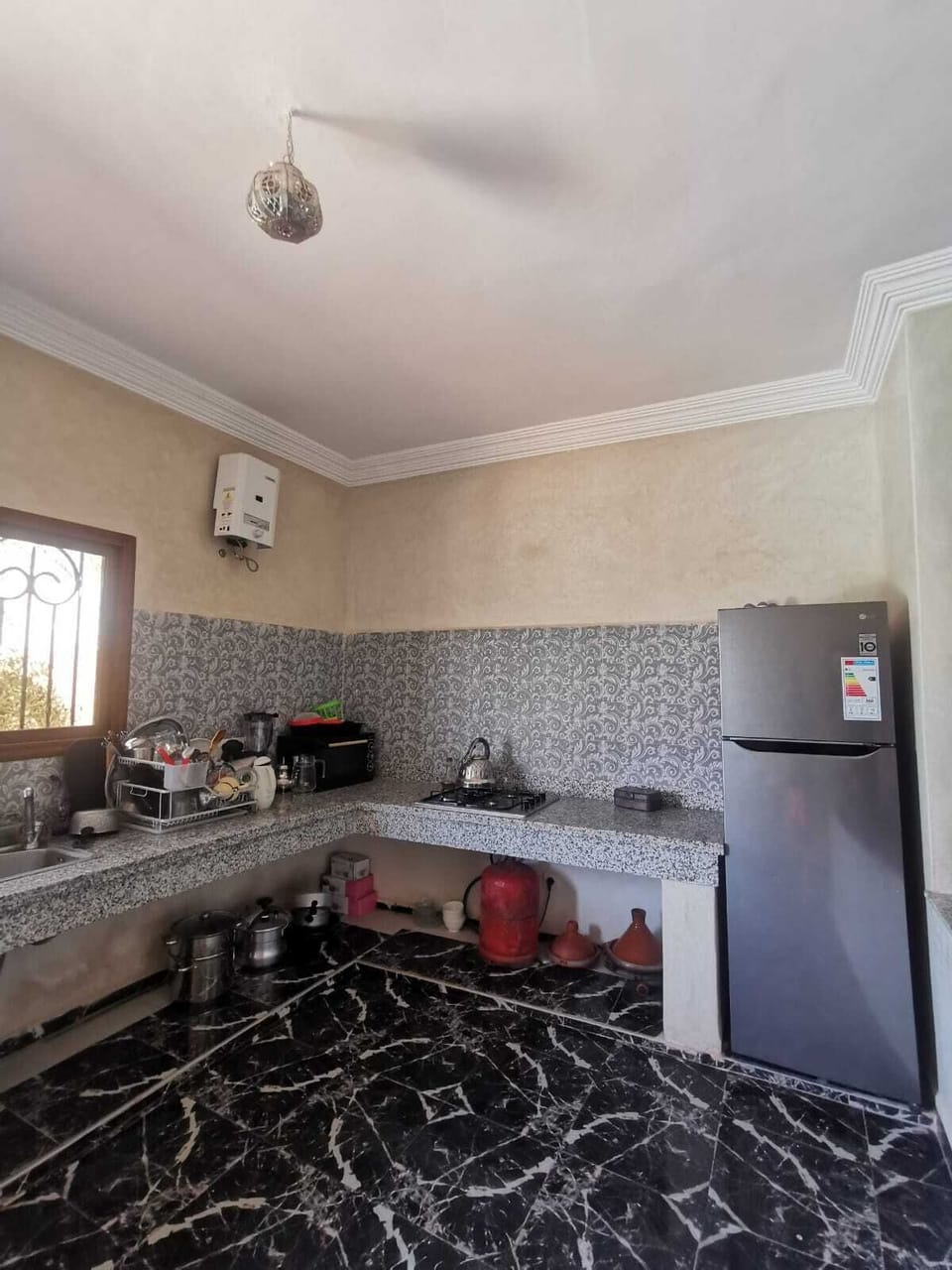 Deluxe Villa, Pool View | Private kitchen