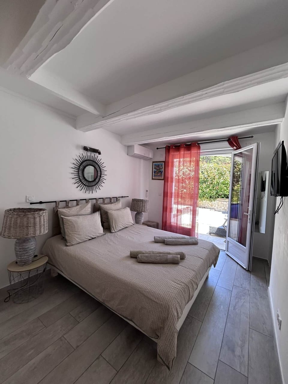 KONTIKI CHAMBRE
