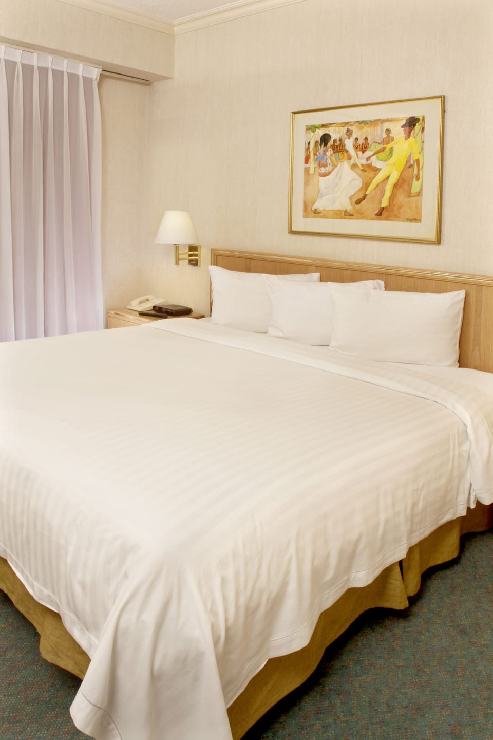 Standard Room, 1 King Bed | Desk, WiFi (free), bed sheets