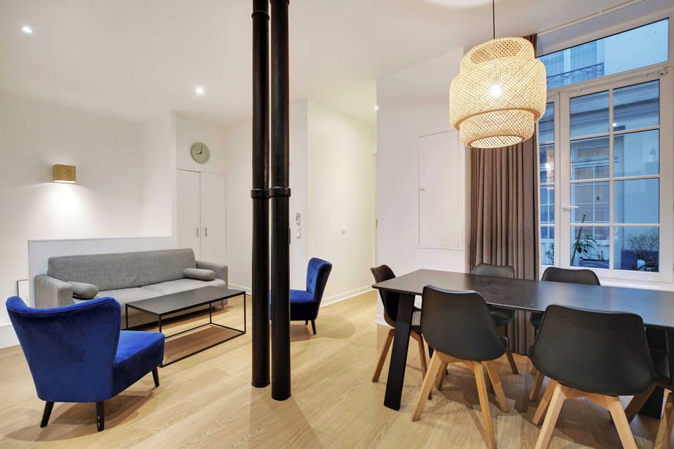 Apartment | Dining