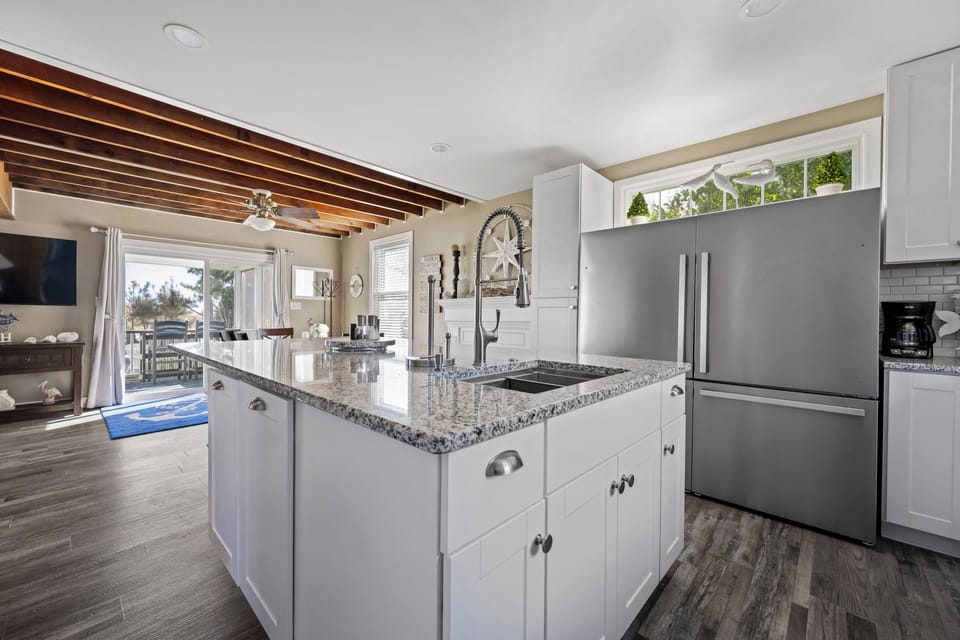 Double Fridge Kitchen!