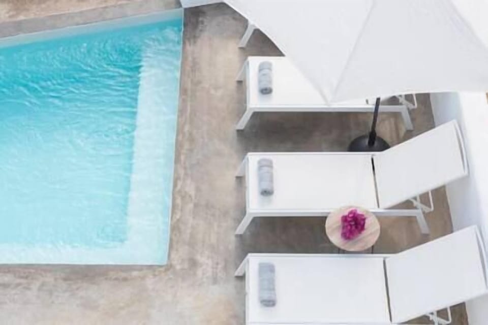 Pool Deck