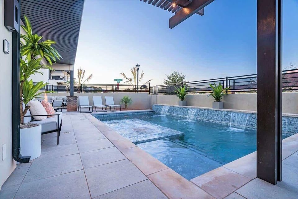 30 - Backyard oasis with pool, hot tub, stunning views & firepit