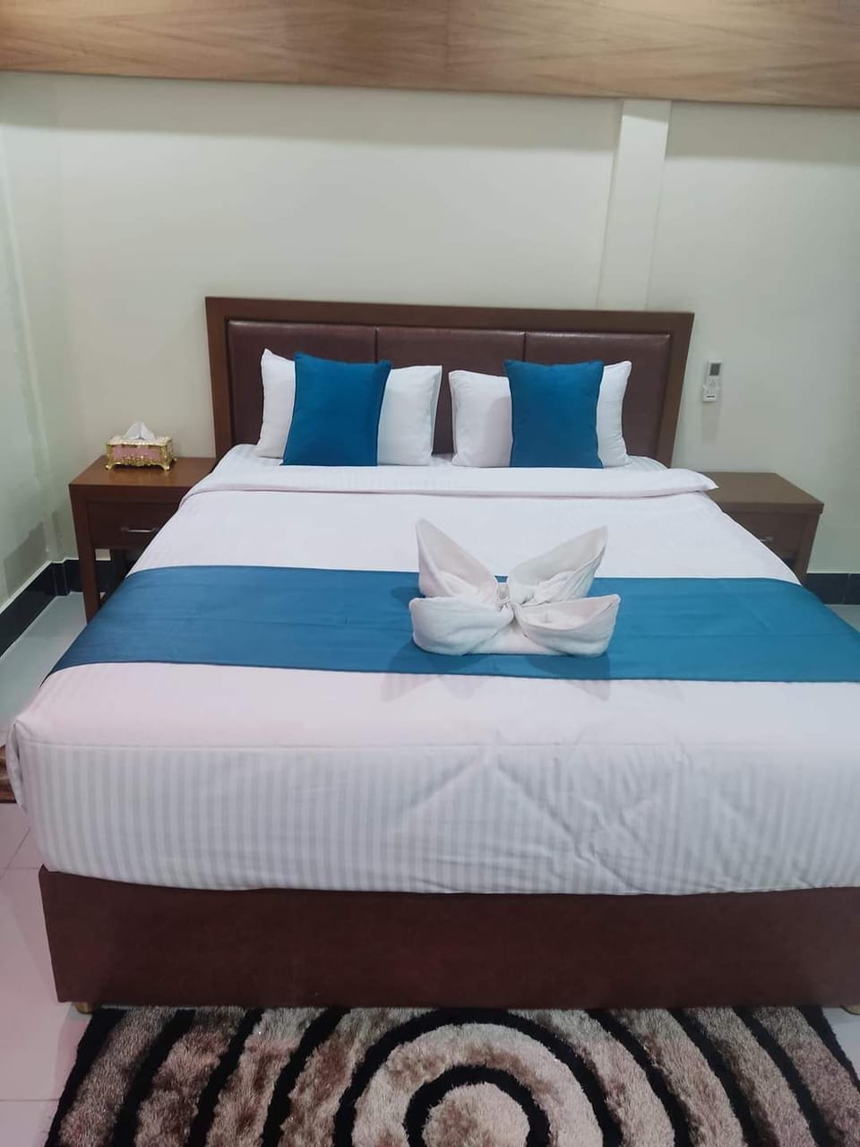 Deluxe Double Room, Garden View | In-room safe, desk, soundproofing, free WiFi