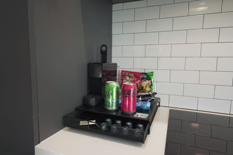 Coffee: Snacks