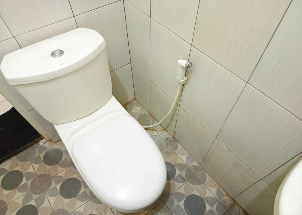 Standard Room | Bathroom | Shower, rainfall showerhead, free toiletries, towels