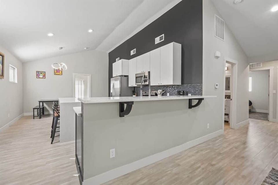 Large Kitchen