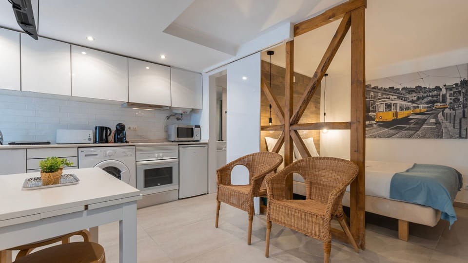 With an excellent location, right in the one of the oldest Lisbon neighborhoods, this property offers you all the comfort and convenience you are looking for #convinient #location #portugal #pt #lisbon